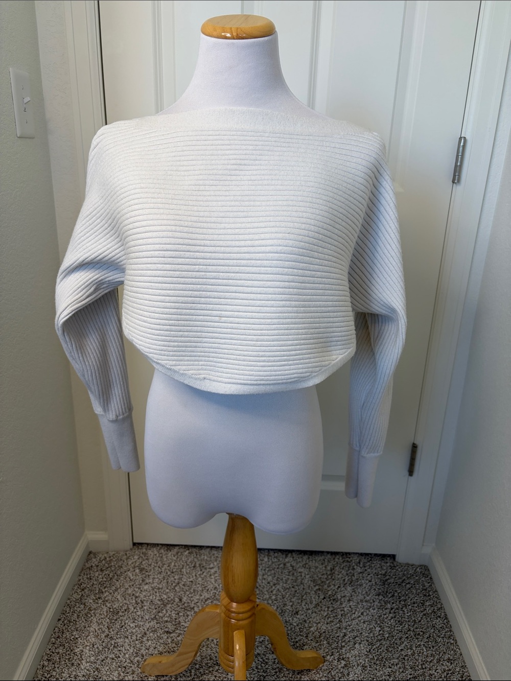 Off-the-Shoulder Ribbed Crop Sweater - Cream